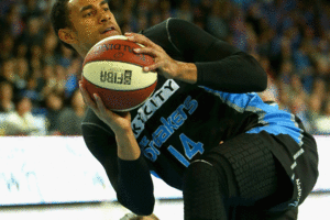 Mika Vukona looks to get a pass away during the Breakers' season-opening victory over the Hawks. Photo / Getty