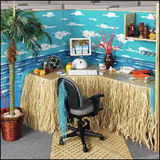 Mix up the Mai-Tais for this Hawaian themed workstation makeover. Mix up the Mai-Tais for this Hawaian themed workstation makeover.