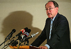 Don Brash gives his first Orewa speech in January 2004, which gave National a major boost in the polls. Picture / Brett Phibbs Don Brash gives his first Orewa speech in January 2004, which gave National a major boost in the polls. Picture / Brett Phibbs
