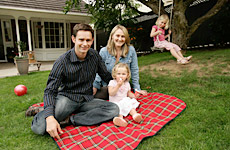 Nick Willis and wife Sarah with daughters Charlotte (front) and Holly (back). Photo / Chris Skelton Nick Willis and wife Sarah with daughters Charlotte (front) and Holly (back). Photo / Chris Skelton