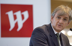 Joint managing director of the Westfield Group Steven Lowy says sales remain high. Photo / Richard Robinson Joint managing director of the Westfield Group Steven Lowy says sales remain high. Photo / Richard Robinson