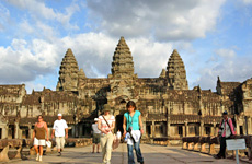 The fast and huge growth in tourist numbers is putting environmental pressure on one of the world's premier heritage sites of Angkor Wat in Cambodia. Photo / Reuters The fast and huge growth in tourist numbers is putting environmental pressure on one of the world's premier heritage sites of Angkor Wat in Cambodia. Photo / Reuters