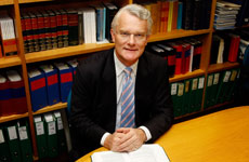 Internet expert Peter Dengate Thrush Internet expert Peter Dengate Thrush