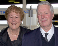 Kevin Ryan and his wife Jan Ryan arrive at the Auckland District Court for his farewell in 2006. File photo / Kenny Rodger Kevin Ryan and his wife Jan Ryan arrive at the Auckland District Court for his farewell in 2006. File photo / Kenny Rodger