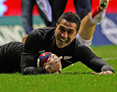 Mils Muliaina scored a second half double to help the All Blacks to a comfortable victory at Twickenham this morning. Photo / Getty Images Mils Muliaina scored a second half double to help the All Blacks to a comfortable victory at Twickenham this morning. Photo / Getty Images