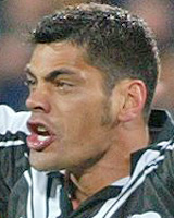 As a player and more recently in a burgeoning coaching career, Stephen Kearney has been renowned for his dedication and professionalism. Photo / Mark Mitchell As a player and more recently in a burgeoning coaching career, Stephen Kearney has been renowned for his dedication and professionalism. Photo / Mark Mitchell