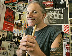 Chris Knox is considered to be one of New Zealand's greatest musicians. Photo / Herald on Sunday Chris Knox is considered to be one of New Zealand's greatest musicians. Photo / Herald on Sunday