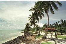 There are reports a child was lost in the tsunami when it hit Manono Island, pictured. File photo / NZ Herald There are reports a child was lost in the tsunami when it hit Manono Island, pictured. File photo / NZ Herald