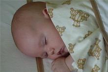 Conflicting advice about whether to have baby sleep in your bed or not can be confusing for new parents. Conflicting advice about whether to have baby sleep in your bed or not can be confusing for new parents.