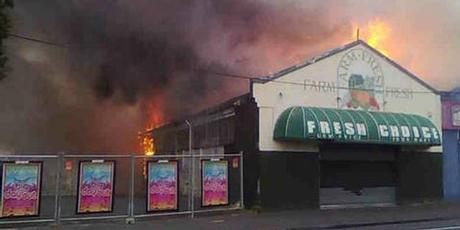 The fire on Great North Road. Photo / David Fisher. The fire on Great North Road. Photo / David Fisher.