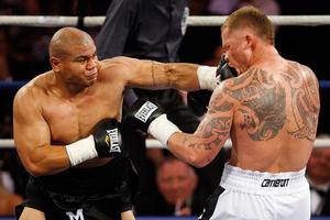 David Tua is expected to fight Friday Ahunanya, the first man to beat Shane Cameron. Photo / Getty Images