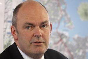 Communications Minister Steven Joyce. Photo / Alan Gibson