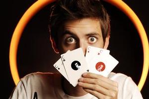 One of Chris Cox's routines is telling what card was picked out of a pack.