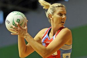 Swifts goal shoot Catherine Cox. Photo / Getty Images