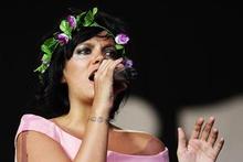 Lily Allen entertains fans at the Big Day Out. Photo / Getty Images Lily Allen entertains fans at the Big Day Out. Photo / Getty Images