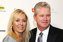 Dean Jones and his wife Jane. Photo / Getty Images Dean Jones and his wife Jane. Photo / Getty Images