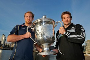 Rocky Elsom and the Wallabies face a Richie McCaw-led All Blacks side that are strong favourites to win tonight's first Bledisloe Cup match. Photo / Getty Images