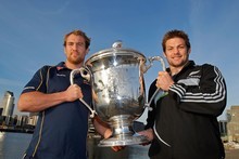 Wallabies captain Rocky Elsom and All Black captain Richie McCaw. Photo / Getty Images Wallabies captain Rocky Elsom and All Black captain Richie McCaw. Photo / Getty Images