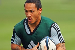 Hosea Gear, if given creative freedom, will inject block-busting venom into the New Zealand Sevens squad's attack. Photo / Getty Images