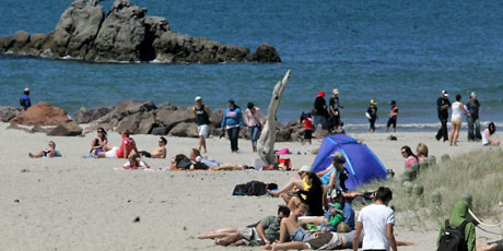 Crowds of people enjoyed the sunny weather at Mt Maunganui beach during last year's Labour weekend. Photo / Bay of Plenty Times Crowds of people enjoyed the sunny weather at Mt Maunganui beach during last year's Labour weekend. Photo / Bay of Plenty Times