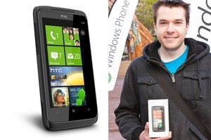Jourdan Templeman grabbed the first retail Windows Phone 7 device in the world at this morning's launch.
