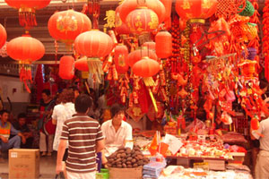 Stalls in Yuyuan Bazaar. Photo / Phil Taylor