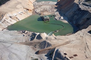 Australia is able to dig up its interior for wealth, but New Zealand has no quick answer. Photo / Thinkstock