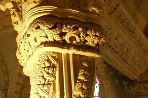 The Apprentice Pillar inside Rosslyn Chapel. Photo / Wikimedia Commons posted by user Guinnog