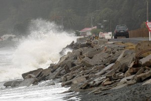 Massive waves, damaging winds, snow and heavy rain are expected to hit the country until early next week. File photo / NZPA
