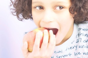 Parents on benefits and low-wage jobs cannot afford to feed their children well. Photo / Thinkstock