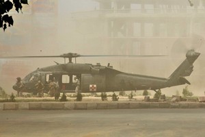 The Kiwi SAS risked all for their fatally injured mate as helicopters arrived for the evacuation. Photo / Jerome Starkey
