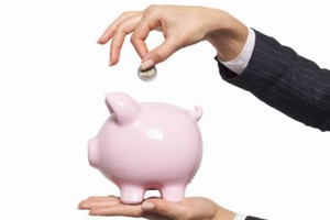 KiwiSaver now has 1.75 million members, $8 billion in funds, and is growing at a rate of around 20,000 sign-ups a month. Photo / Thinkstock