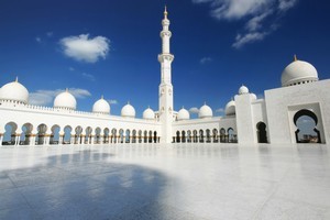 The Grand Mosque is visible from whichever road you take into Abu Dhabi. Photo / Thinkstock
