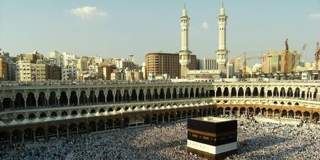 Pilgrims wait for prayer time in Mecca, Saudi Arabia. A growing number of Saudi citizens are concerned their nation's archaeological heritage is being trampled under a construction mania backed by hardline clerics. Photo / Thinkstock