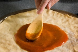 US lawmakers have moved to protect schools' ability to count pizza sauce as a vegetable in lunches for students. Photo / Thinkstock