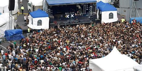 The XX perform at the 2010 Laneway Festival at the old Britomart venue. Photo / Steven McNicholl The XX perform at the 2010 Laneway Festival at the old Britomart venue. Photo / Steven McNicholl
