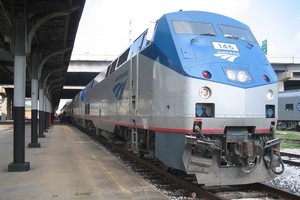 Amtrak's Sunset Limited plies the route between Los Angeles and New Orleans. Photo / Wikimedia Commons image by Daniel Holth