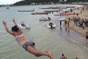 Leaping from Waitangi Bridge on Waitangi Day, February 6. File photo / Northern Advocate