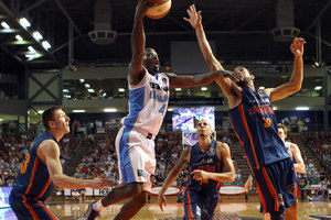 Cedric Jackson of the Breakers goes for the basket during the round 23 NBL match between the Adelaide 36ers and the New Zealand Breakers. Photo / Getty Images.