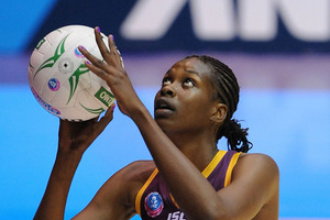 Romelda Aiken of the Firebirds shoots during the ANZ Championship Semi Final match between the Firebirds and the Magic. Photo / Getty Images