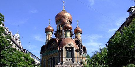 The St Nicholas Russian Orthodox church shows off its onion domes. Photo / Creative Commons image from Wikimedia