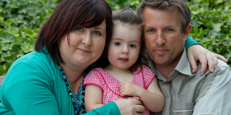 Rachel Jones with her partner David Whitaker and their daughter Mia, 2. Rachel is dying of cancer and wants to raise awareness of sun protection. Photo / Brett Phibbs