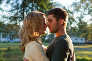 Taylor Schilling says she had a comfortable working relationship with Zac Efron on The Lucky One. Photo / Supplied