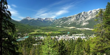 Hike through the mountains of Banff, Alberta, a Unesco World Heritage Area. Photo / Wikimedia