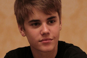 Over 2000 avid Bieber fans have caused jams to London's Royal Garden Hotel phone lines. Photo / Getty Images