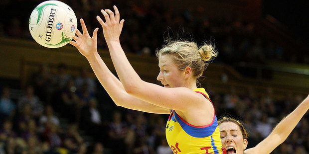Camilla Lees of the Pulse catches the ball. Photo / Getty Images.
