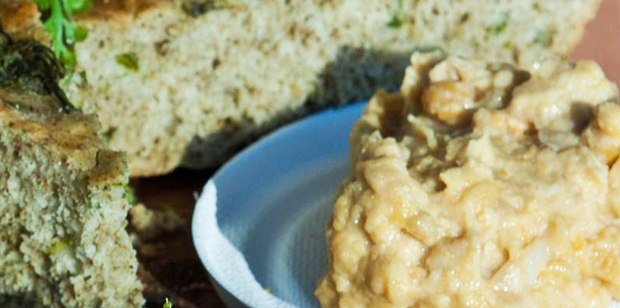 Horopito hummus. Photo / Jason Burgess