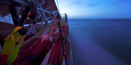 Camper at speed in the doldrums. Photo / ETNZ