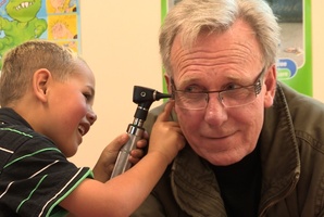 Journalist Bryan Bruce in a scene from the documentary 'Inside Child Poverty.' Photo / Supplied