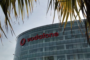 THe Government has cut its mobile bill by $12 million a year in a deal with Telecom, Vodafone and 2degrees. File Photo / NZ Herald